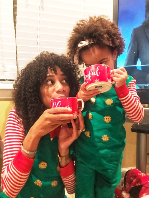 Wear your curls in their natural state this winter - Let it fro!! | Natural Hairstyles | Naturalistas | Natural Hair Care | Curly Hair Care | Curly Hairstyles | Mommy and Me | Christmas Photo | Mommy and Me photo