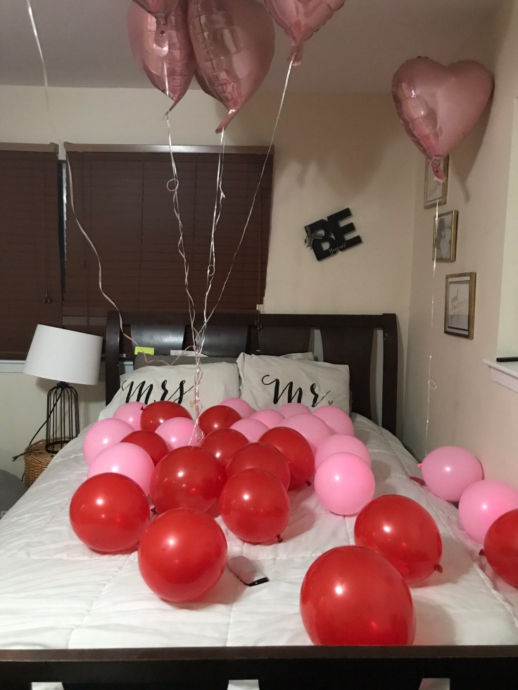 Gift idea: I put 37 messages inside of 37 balloons to show my husband the 37 reasons I love him for his 37th birthday. #giftideas #husbandgifts #goodmarriage #christianmarriage #christianwife #married #marriagegifts