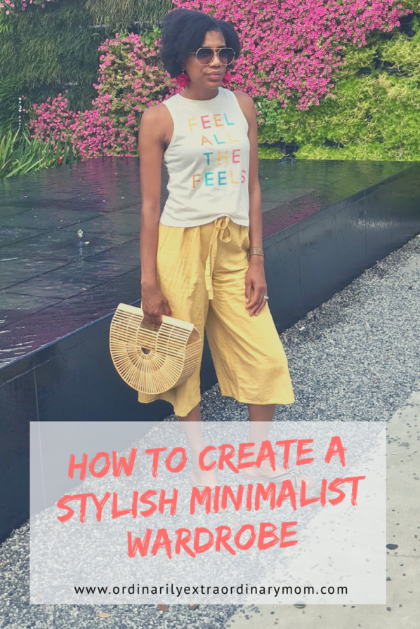 How to Create a Stylish Minimalist Wardrobe | ordinarilyextraordinarymom #minimalistwardrobe #minimalism #minimalist #declutter #decluttering #minimalistliving #momlife #mom #motherhood #momproblems #summerwardrobe #summerstyle